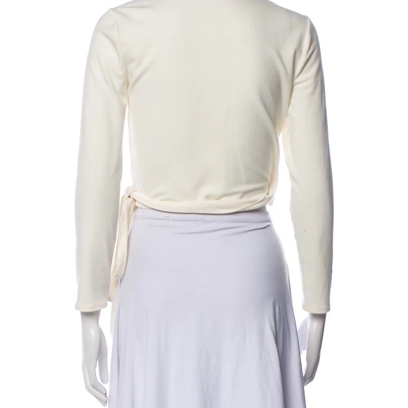 Reformation Plunge Neckline Three-Quarter Sleeve Crop Top - Picture 3 of 3